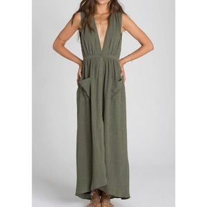 NWot Billabong Voyager Olive Green Maxi Dress